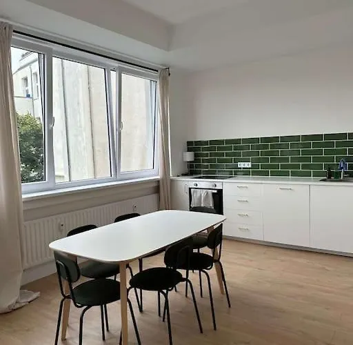 Helles Elegantes In Berlin-schoeneberg Appartement *