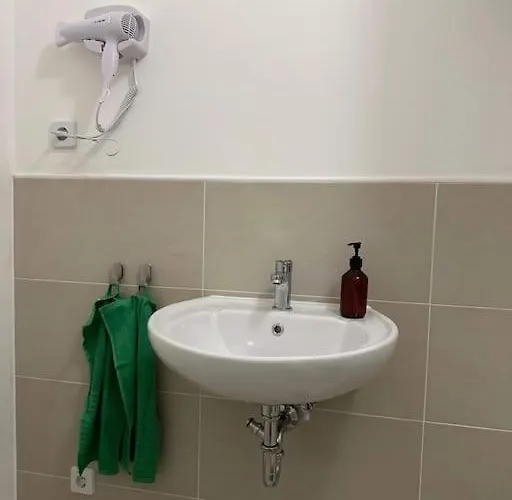 Helles Elegantes In Berlin-schoeneberg דירה