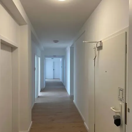 Helles Elegantes In Berlin-schoeneberg